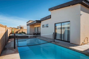Desert Hideaway Pool and spa